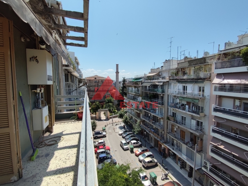 property-img